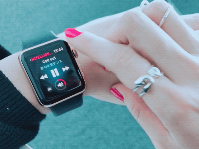 音楽があれば、微妙な待ち時間も有意義に過ごせますよ。これまでは、Apple Watchにダウロードした曲しかきけなかったんですけど、Apple Musicにアクセスできるようになったので、いろんな音楽が聴けるようになりました。