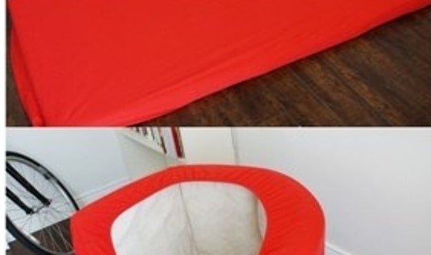 This cat bed that takes less than a minute to craft.