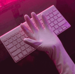 Quand vous n'êtes pas connecté-e, vous y pensez.