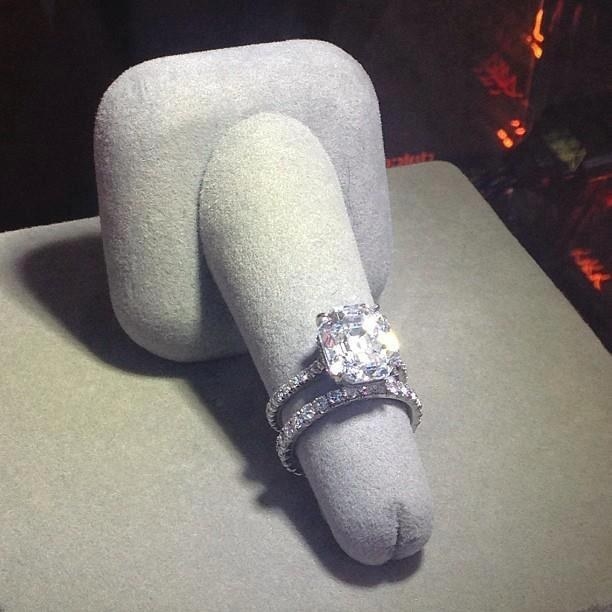 Take for example this wedding ring holder: