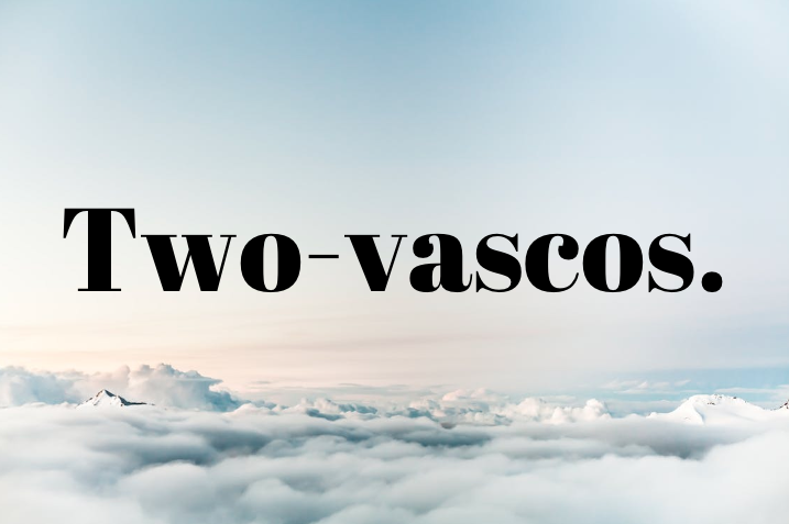 Que Hacen Dos Vascos En Una Nube