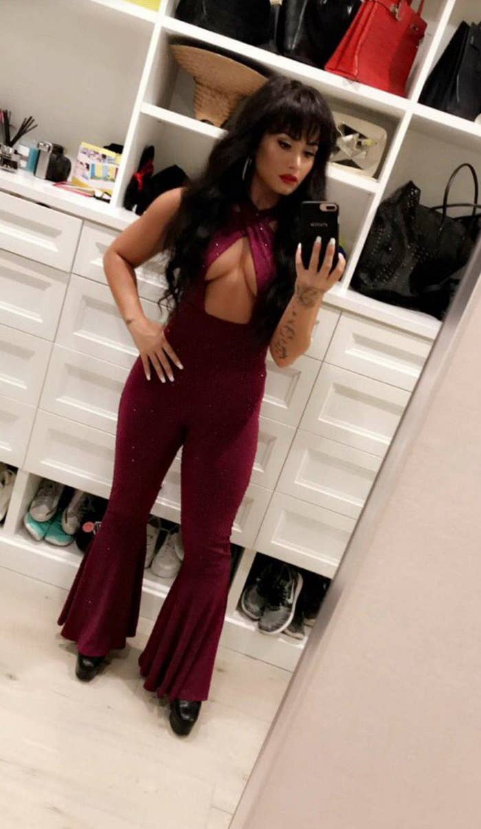 Demi Lovato Just Beat All Your Faves By Going As Selena Quintanilla For Halloween