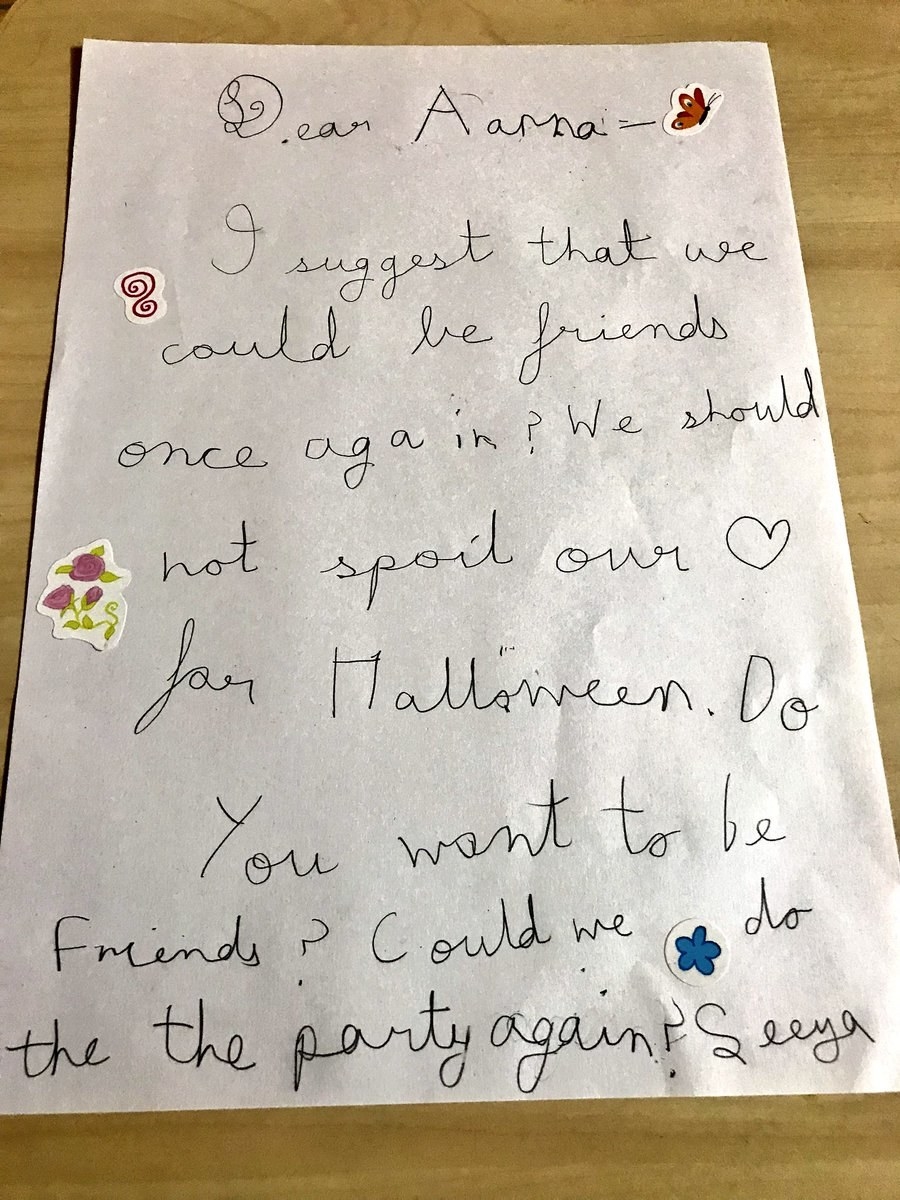 This Kid's Pure AF Apology To Her Best Friend Is What You Need When The  World Is Garbage