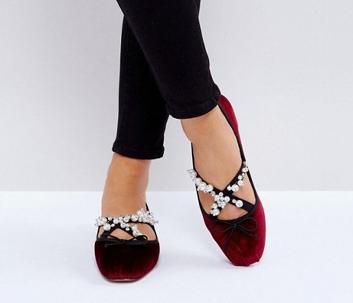 35 Stunning Pairs Of Flats You'll Want To Live In This Fall