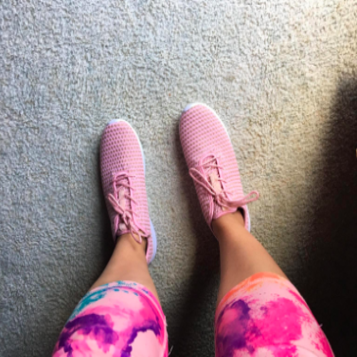 24 Things To Wear On An Airplane So Your Flight Isn t Hell