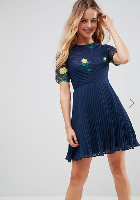 17 Inexpensive Dresses To Add To Your October Wardrobe