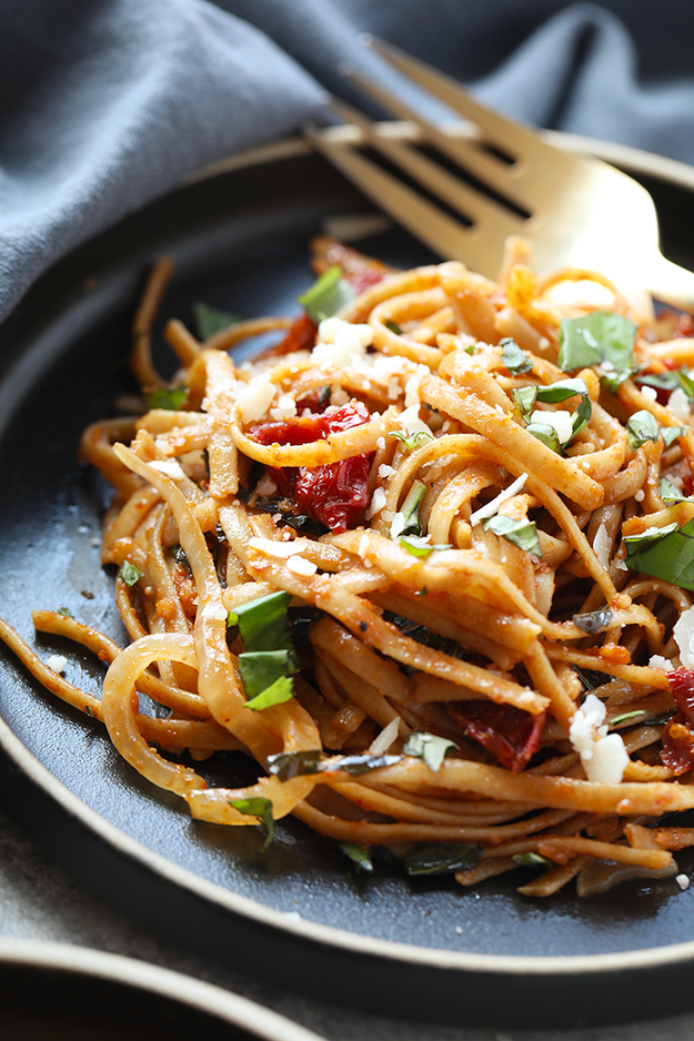 Sun-Dried Tomato and Basil Pasta