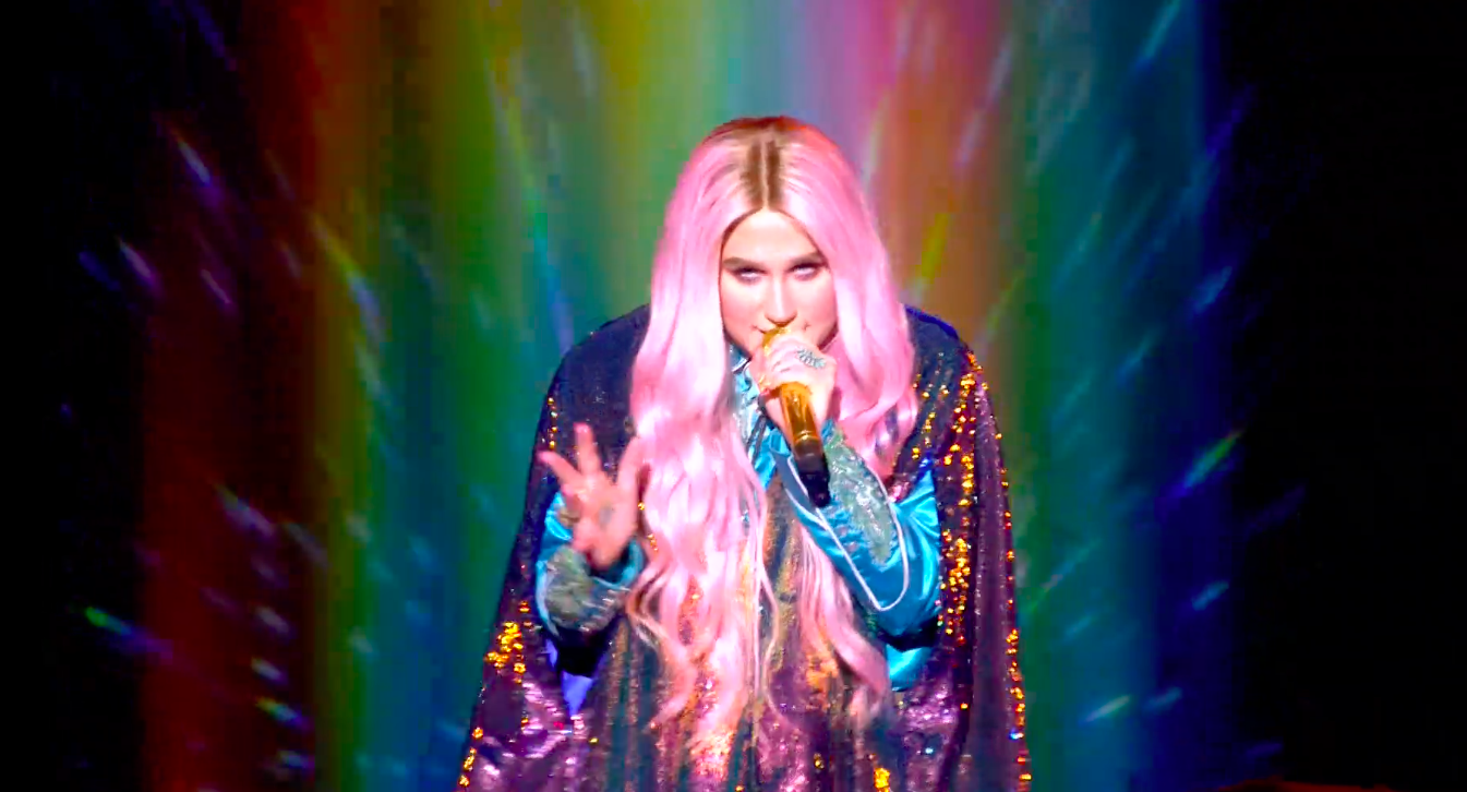 Kesha Performed At The MTV EMAs And It Was Emotional As Hell