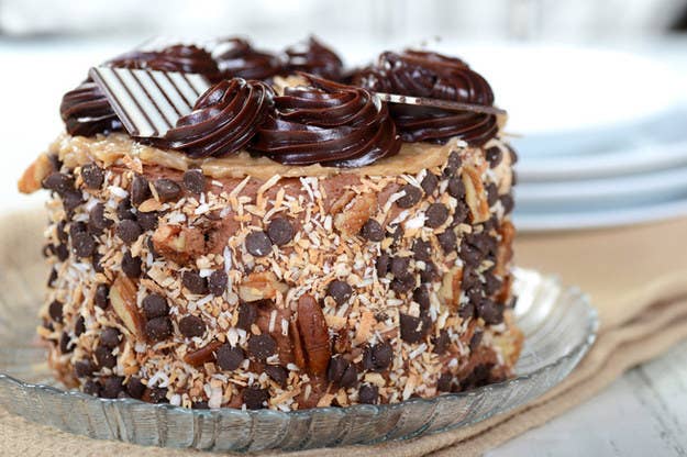 Only A Dessert Expert Can Name 912 Of These Cakes