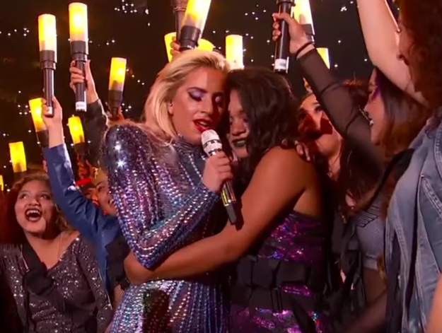 We stan a gracious legend.