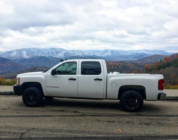 That this is a truck, not a ute.