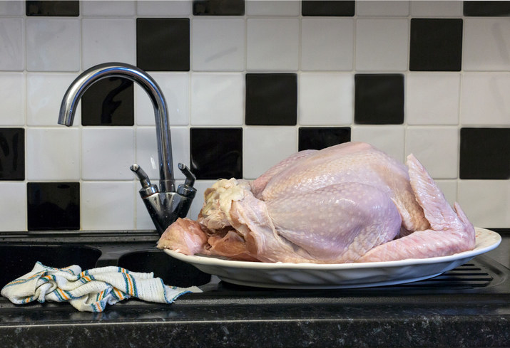 17 Holiday Cooking Tips For People Who Want To Avoid Food Poisoning