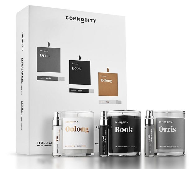 A soothing and refreshing 3x3 candle and fragrance kit for anyone who can't resist some chic scent coordination.