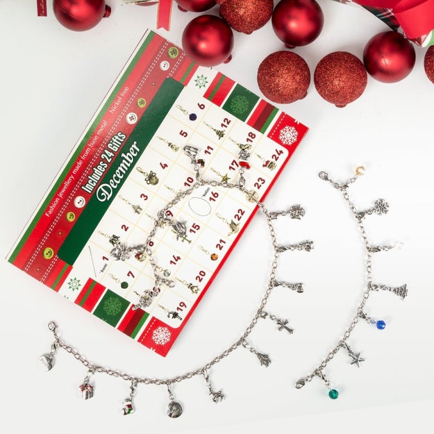 A charm bracelet building advent calendar the kiddos will absolutely adore.