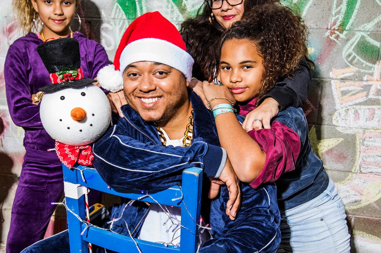 This Family Gets Crazy For Their Holiday Card