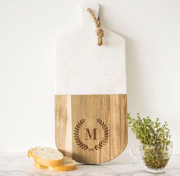 A monogrammed marble and acacia wood serving board for a last-minute present that looks incredibly well thought-out.