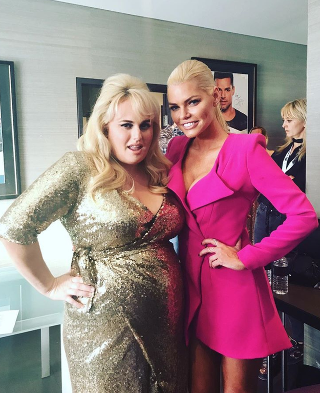 Rebel Wilson and Sophie Monk made sure to catch up before the show started: