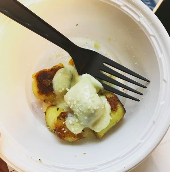 The ricotta gnocchi - with perfectly crispy outside edges and fluffy inside - was smothered in rich, creamy white truffle sauce and topped with powder-like parmesan cheese.