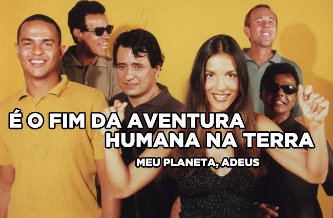Como lembrou a @anamchd no Twitter, a letra é sobre a fuga de um casal para fora do planeta, embalada por um ritmozinho gostoso.