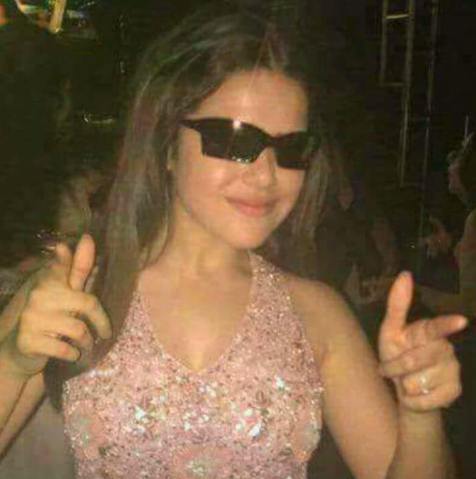 "Minha dica que sempre deu muito certo é começar pelo que você sabe. Se a questão estiver muito difícil, pula ela e deixa pro final. Se não, você vai perder um tempo precioso que poderia gastar em uma questão mais tranquila pra você, e ainda vai ficar de cabeça quente e nervosa." - Alves Aurora Re