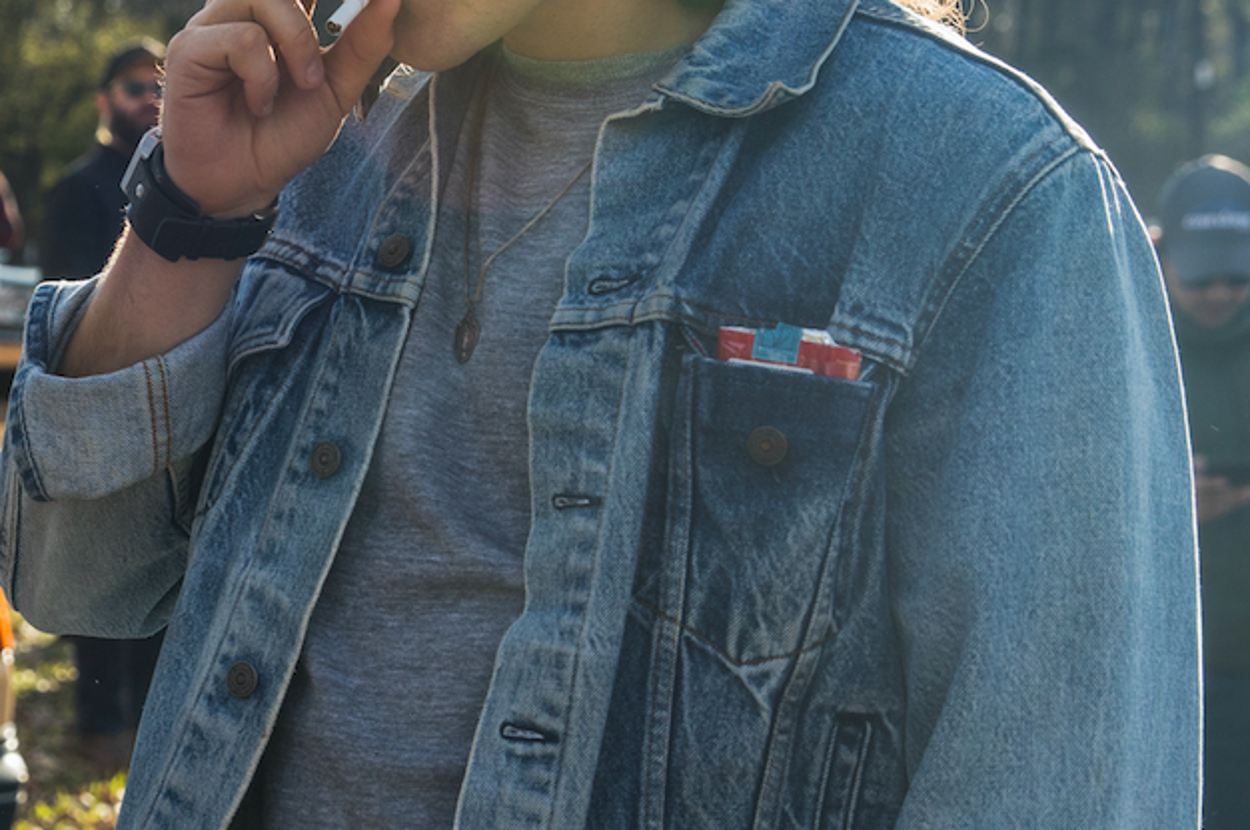 15 Facts You Need To Know About Billy From “Stranger Things 2”