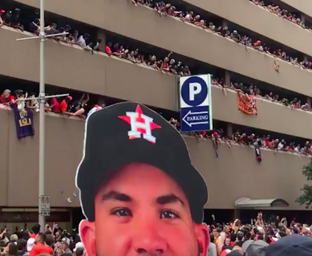 Astros Fans Toss Up Woman's Lost Baseball Cap in Parking Garage, Floor by  Floor 