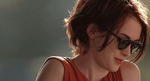 En un papel que, básicamente, definió a una generación, Winona se abre camino por el mundo real mientras hace malabarismos con Ethan Hawke, Ben Stiller y un trabajo de nivel básico.Por qué te gustará: en serio, es solo la exigencia de ver a Winona. Y es buena. Lo prometo.