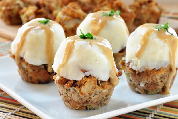 Stuffing-Muffins with Mashed Potatoes and Gravy