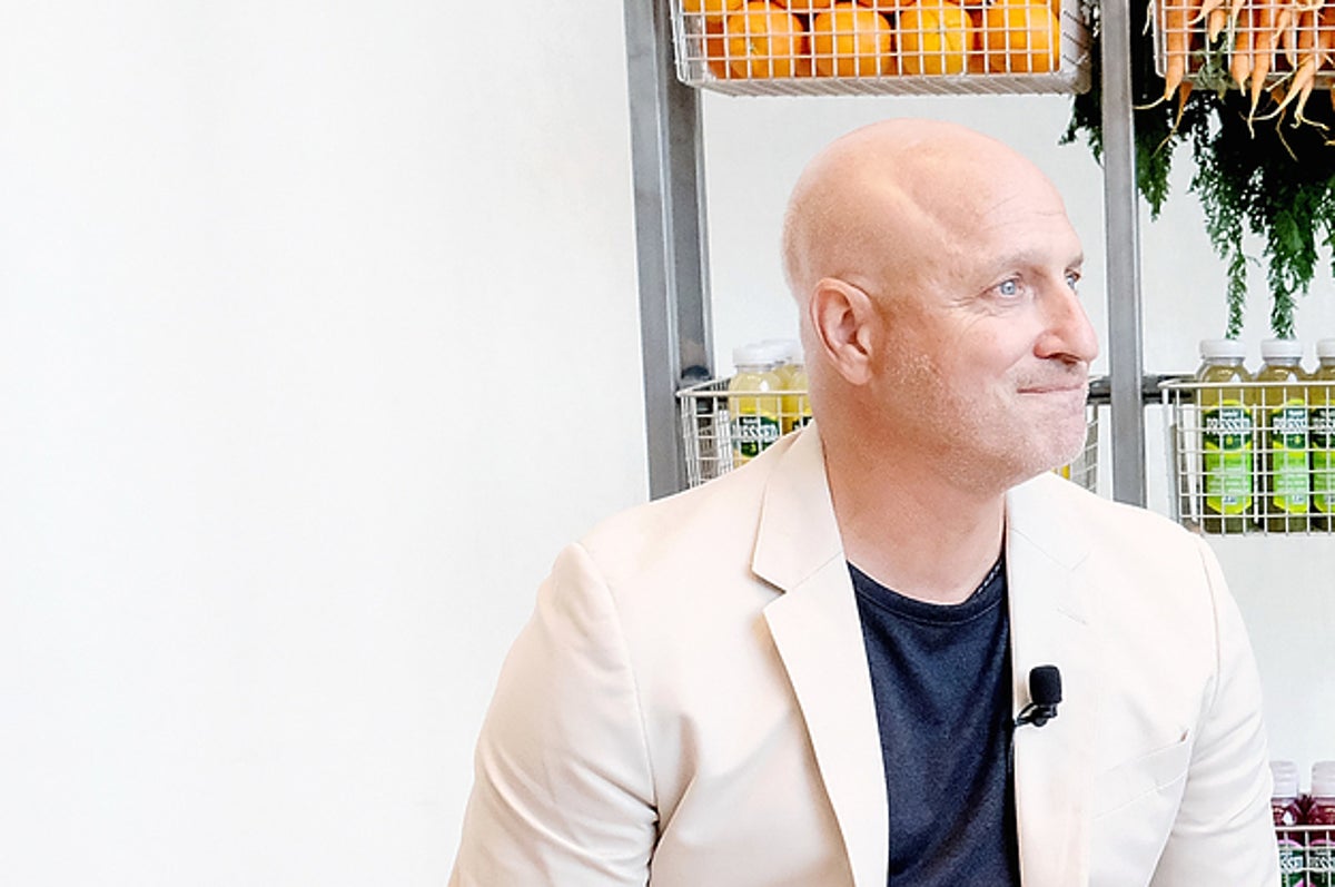 Tom Colicchio Wants To Serve You Pizza In The Metaverse