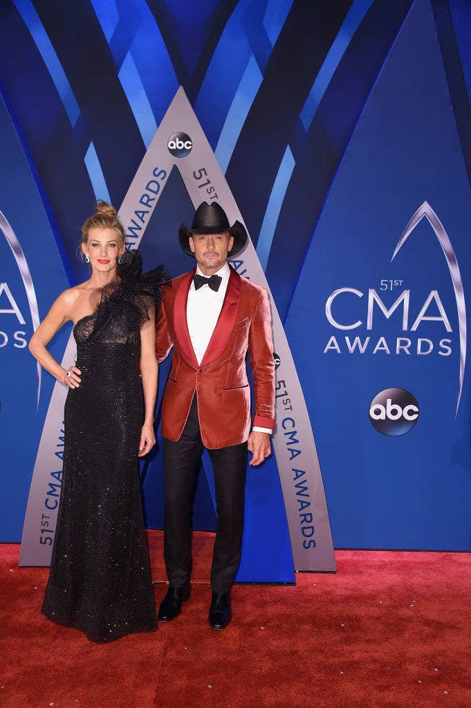 Here S All The Red Carpet Looks From The 2017 Cma Awards