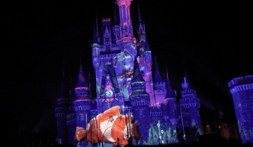 こんなん泣くわ ディズニーランドのプロジェクションマッピングが最高すぎて感動 こんなん泣くわ ディズニーランドのプロジェクションマッピングが最高すぎて感動
