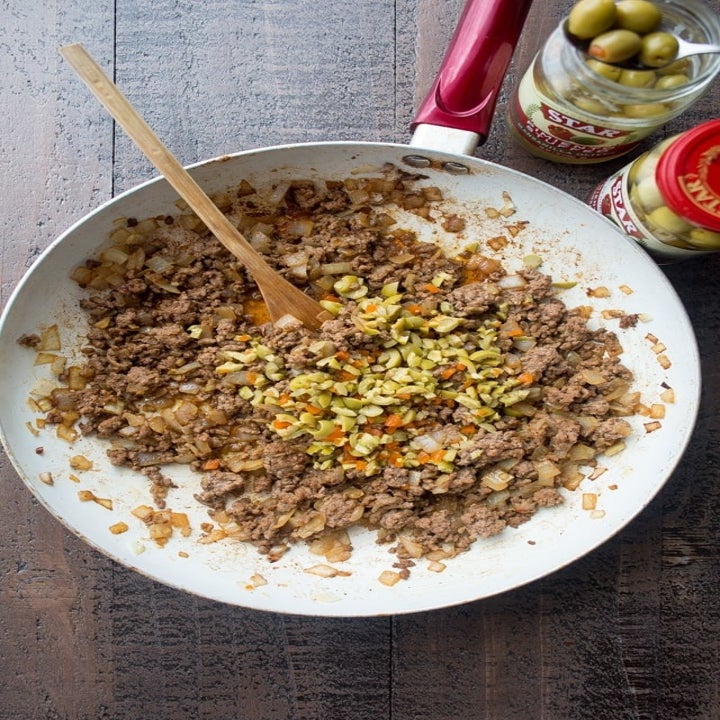 22 Cheap Dinner Ideas That Start With A Pound Of Ground Beef