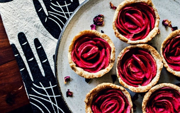 Mini Rose Apple Pies