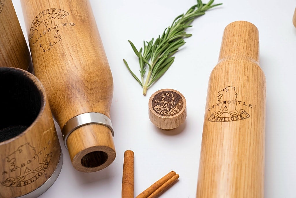 For the spirit lover in your life, we have the incredible technology behind Oak Bottle. This holiday season, help your favorite man become a winemaker, a spirit distiller, or the most sought after bartender in town with the help of the Oak Bottle—a versatile bar essential that lets consumers enhance the flavor profiles of their favorite alcoholic beverages in the comfort of their own homes. With the Oak Bottle, it's easy to transform the ordinary into something extraordinary in the span of only a few hours to a few days. It’s capable of elevating a cheap or average tasting wine or spirit to a restaurant quality vintage that’s both rich and sip-worthy just in time for your last-minute event or yearly office party.