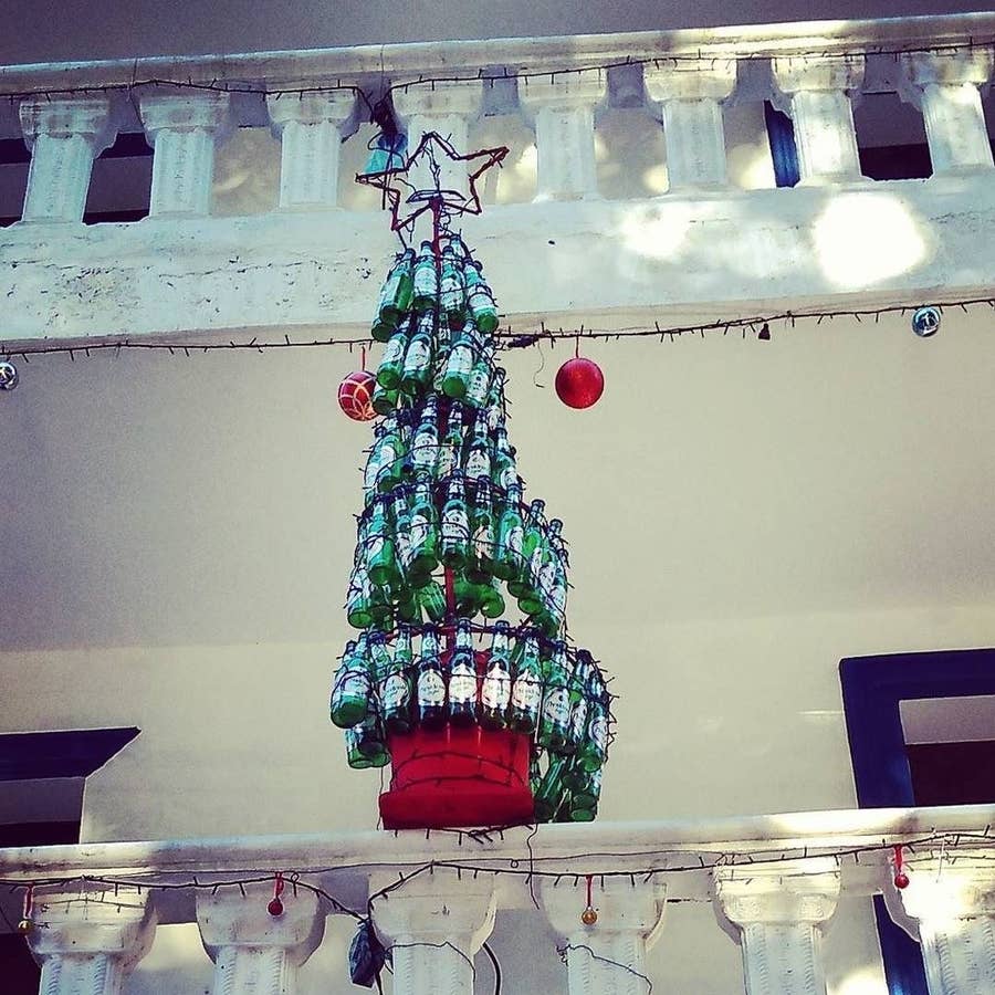 16 Unconventional Christmas Trees To Make Your Season Bright