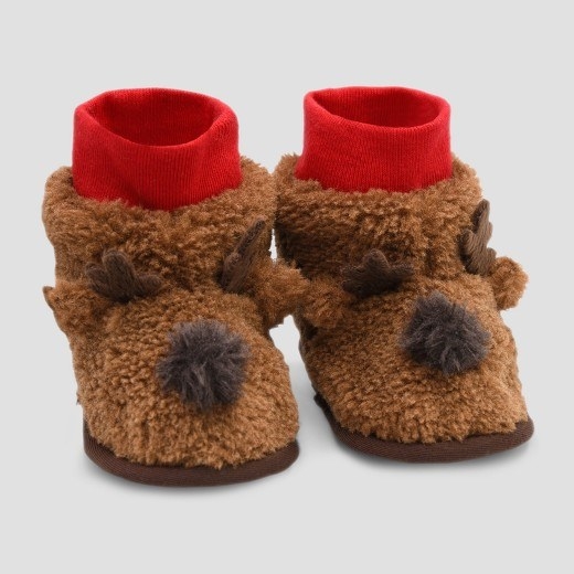 Insanely aww-worthy booties for any babies you know who enjoy reindeer games.