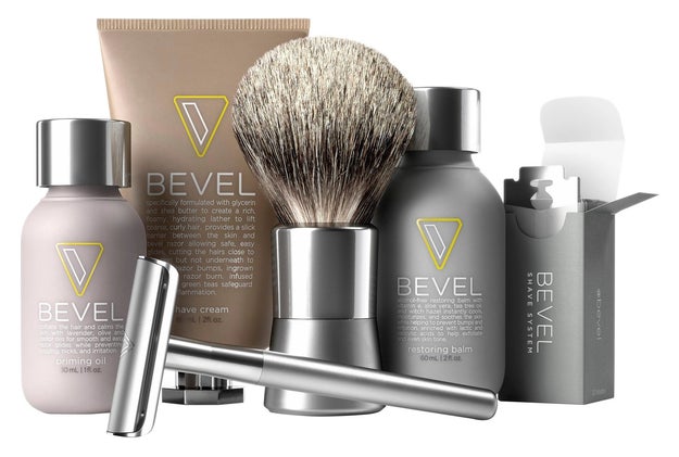 A luxe shaving kit for someone who's on the cutting edge.