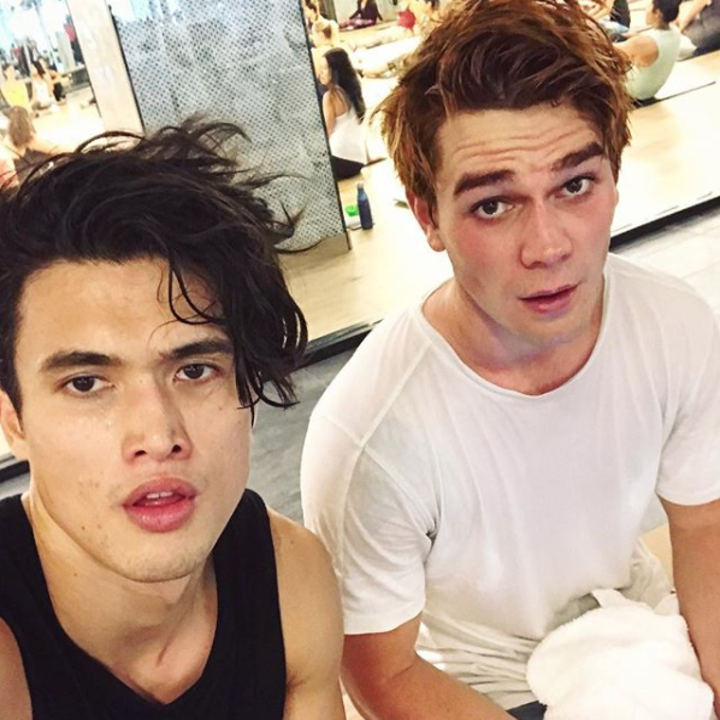 53 Times The Riverdale Cast Were Adorable Irl In 2017