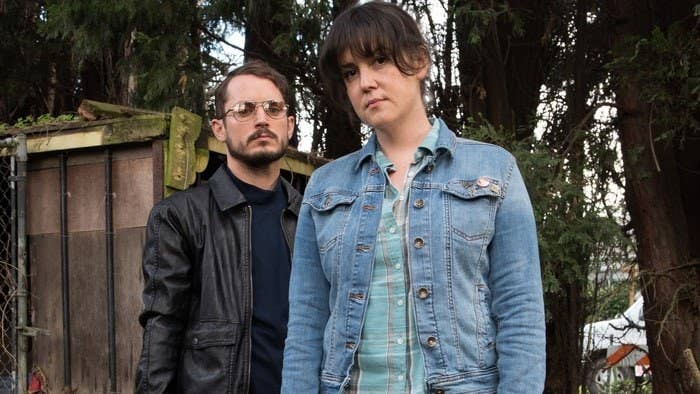 No es la típica película de terror que asusta por sus fantasmas, más bien se trata de un thriller de misterio, bastante violencia y un humor negro protagonizado por Melanie Lynskey y Elijah Wood. Una enfermera que sufre de depresión quiere drenar su frustración luego de que robaran su casa y de no recibir suficiente ayuda de la policía. Este suceso la lleva a aliarse con su súper extraño vecino para encontrar a los ladrones y recuperar sus pertenencias. Rotten Tomatoes: 89%
