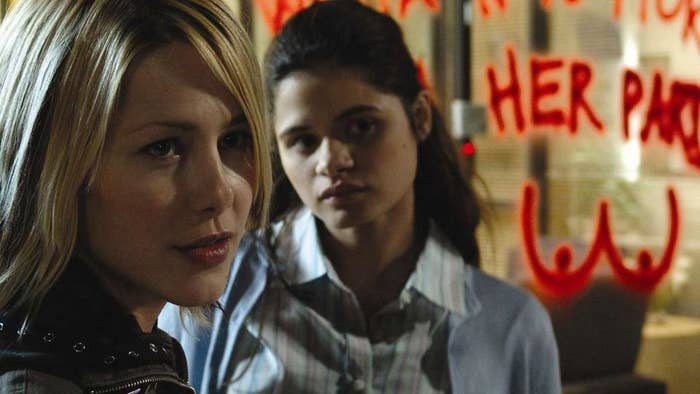 アマンダ・スウィステン 水着カレンダー