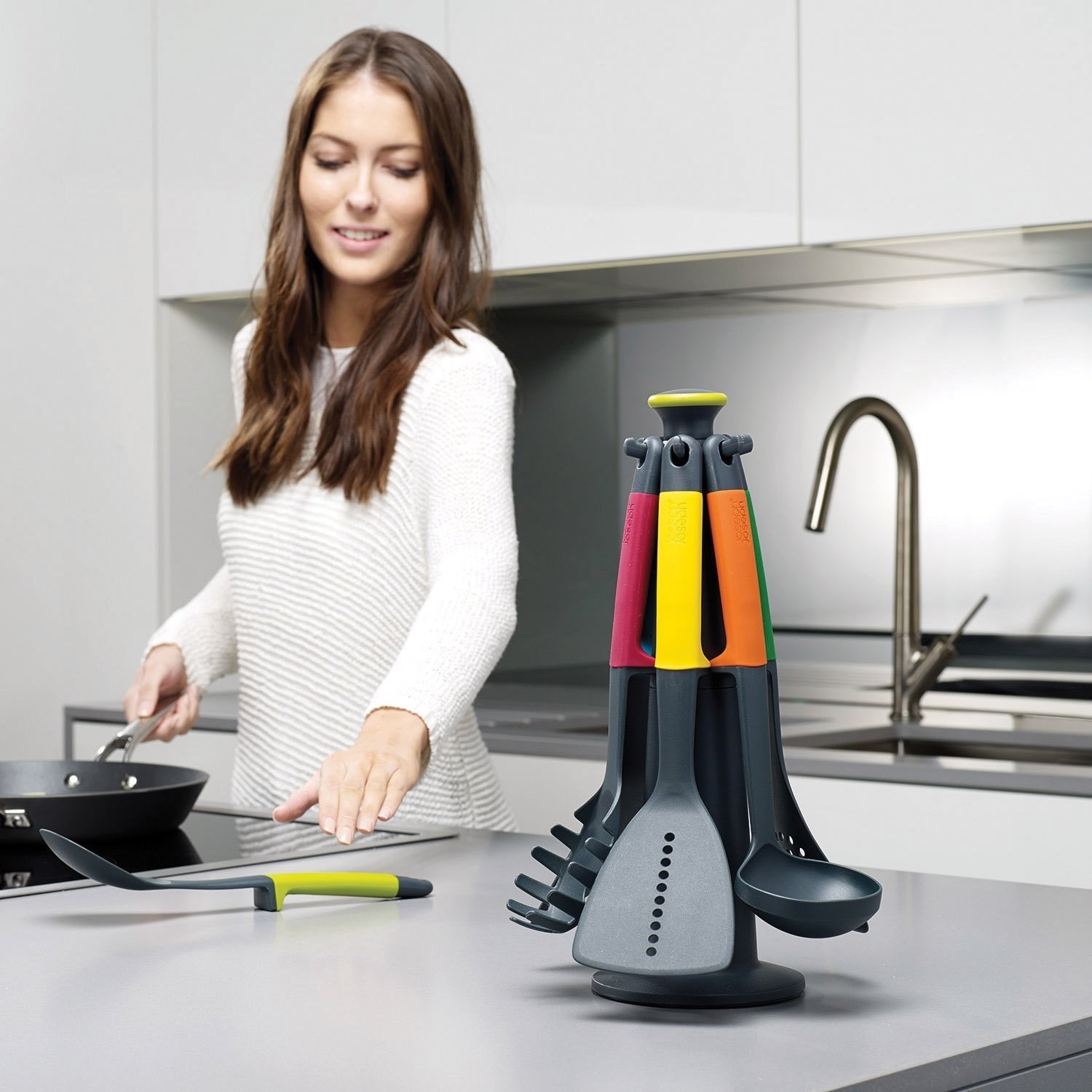 30 Amazing Gifts To Give Your Kitchen For Christmas