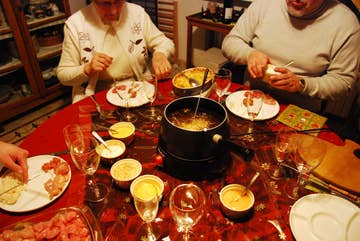 This Is What Christmas Dinner Looks Like In 19 Different Countries