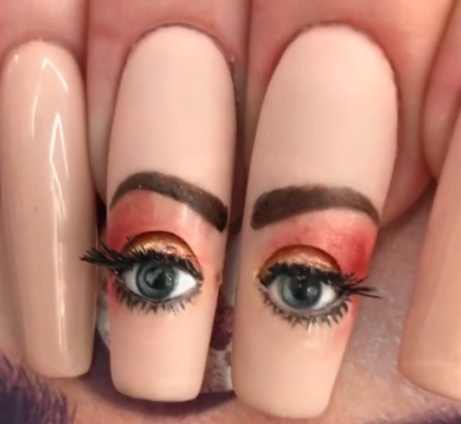 HOLY FUCK, these nails are giving MAJOR SIDE EYE.