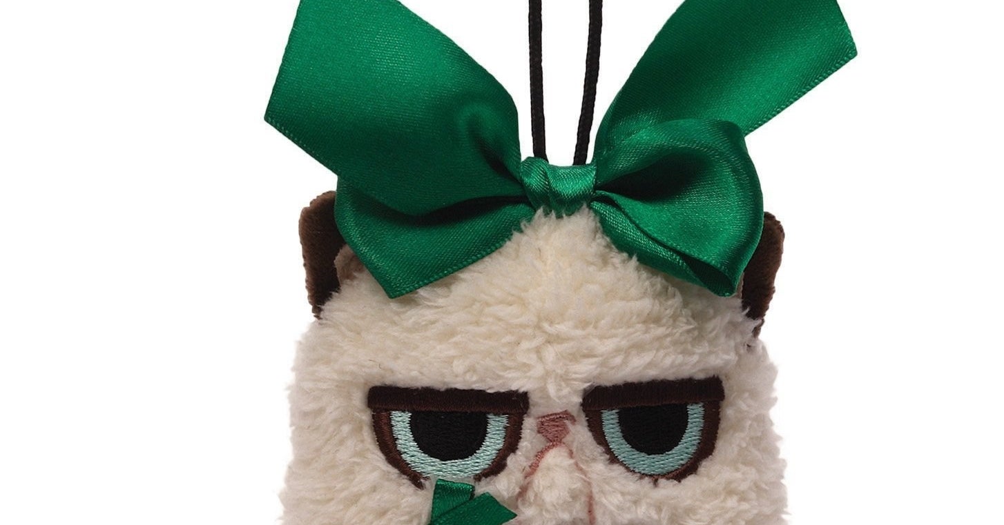22 Secret Santa Gifts Under 20 That Everyone Will Want 22 Secret Santa Gifts Under 20 That Everyone Will Want