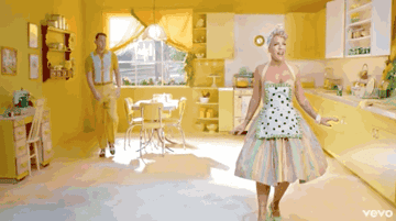 15 Times Pink Made 2017 Her Bitch