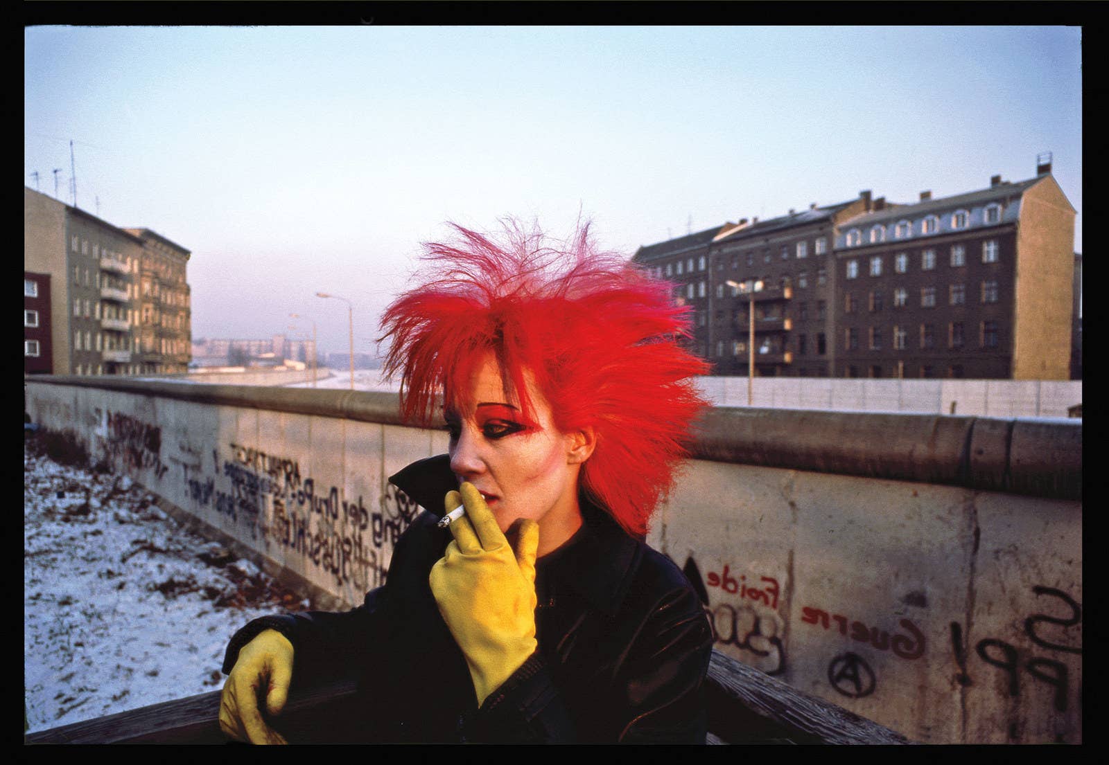 Uma jovem em Berlim Ocidental, em 1982.