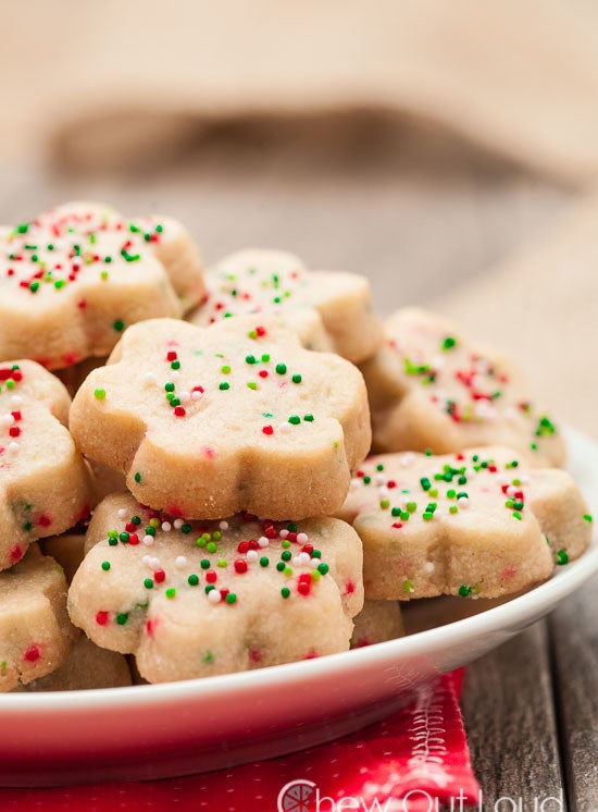 18 Easy Holiday Cookies You Can Make With Just 5 Ingredients Or Less