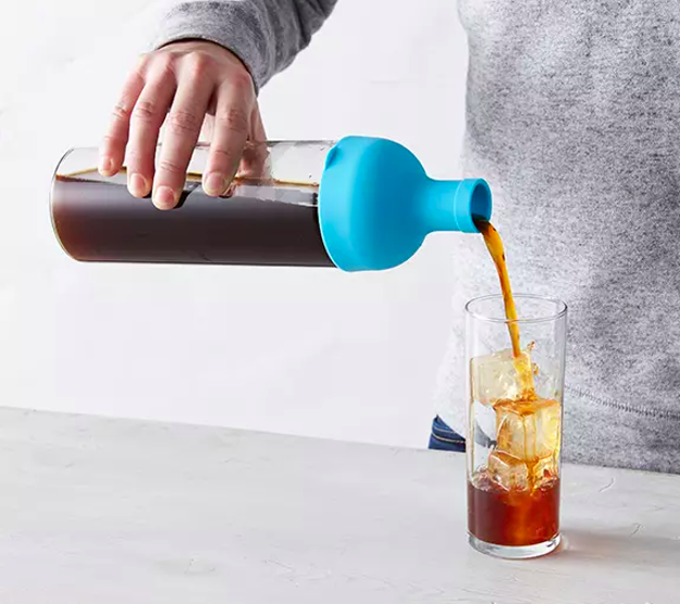 A cold brew bottle that'll make it a piece of cake (or, well, coffee) to whip up and pour the perfect drink.