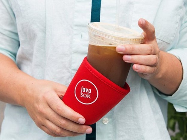 A beverage sleeve that'll help protect hands from the dangers of condensation-soaked cups.