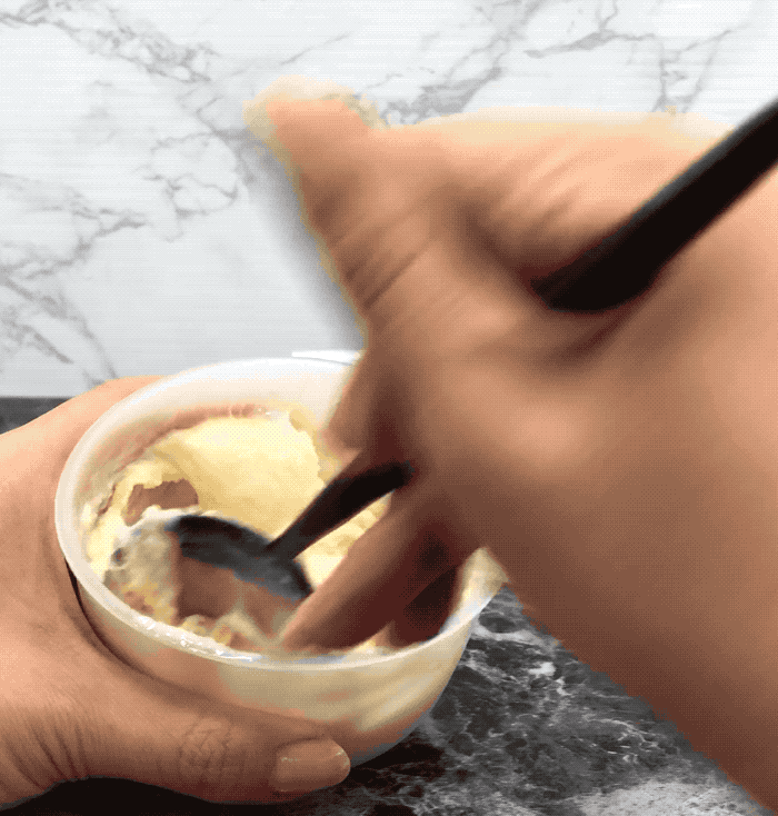 10回くらい混ぜただけでもう粘り気が出てきた。